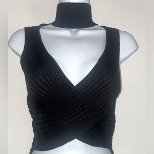 Superdown sz M black knit sleeveless crop top
